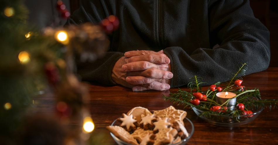 7 Heartfelt Prayers for Healing and Hope as We Celebrate Christmas