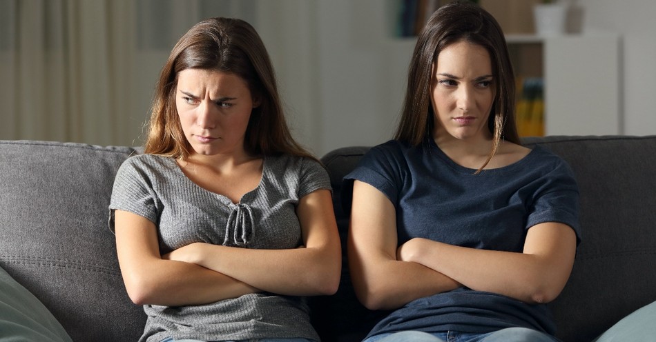 5 Ways to Deal with a Toxic Sibling Relationship