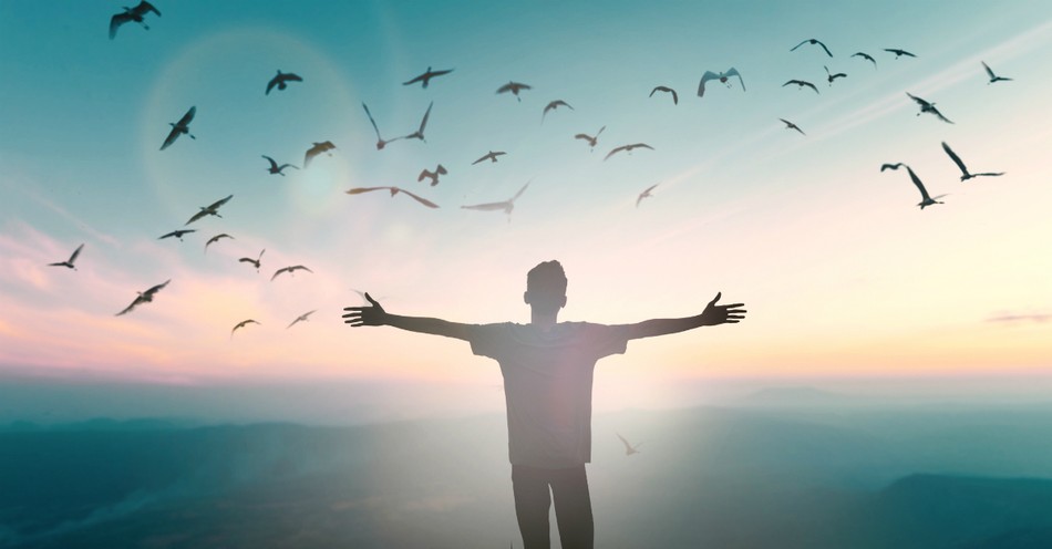 10 New Year's Prayers to Begin 2024 with Faith and Hope